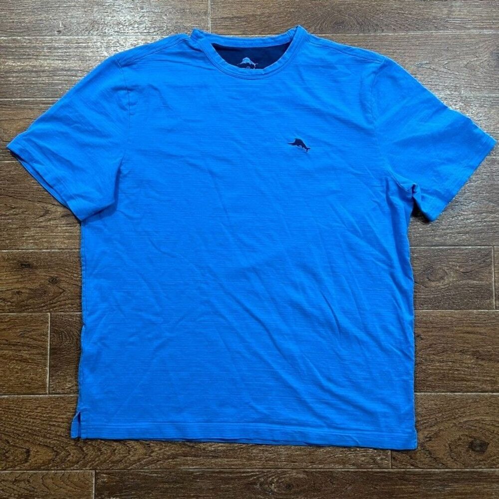 Tommy Bahama T Shirt Mens Small Blue Embroidered Marlin Hem Vents Cotton